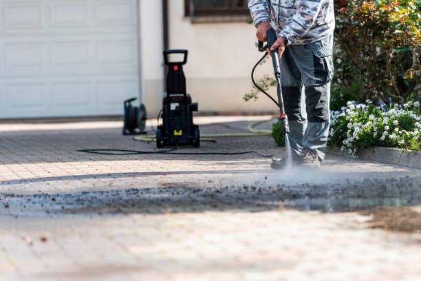 Pressure Washing Estimates in Montgomery, TX