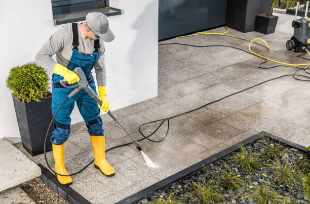 Why Choose Our Certified Pressure Washing Experts for Your Project Needs in Montgomery, TX?