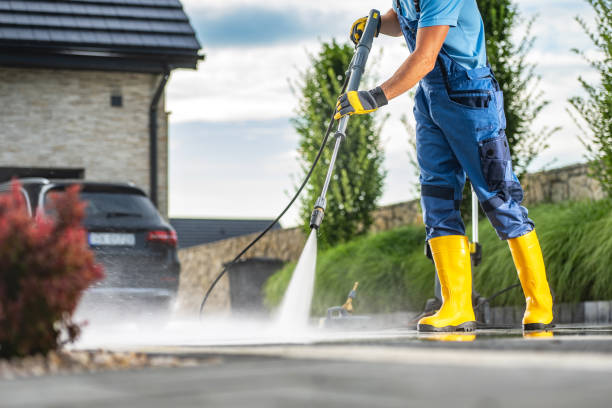 Best Concrete Pressure Washing  in Montgomery, TX